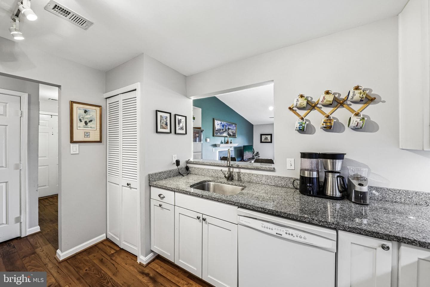 44114 Natalie Terrace #302 photo 7