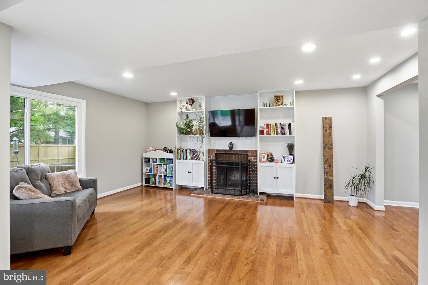 730 Sugarland Run Drive photo 10