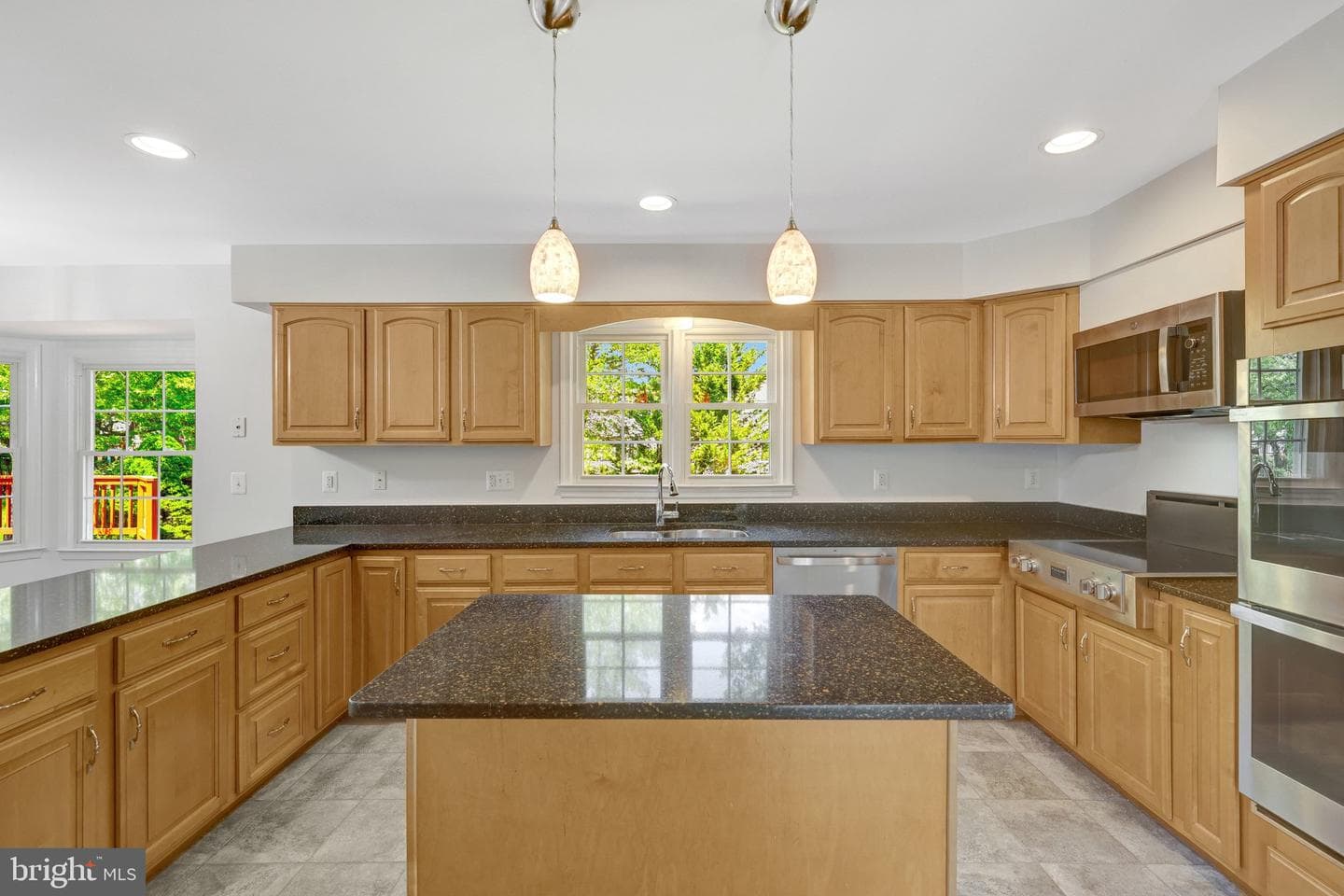 43501 Golden Meadow Circle photo 19