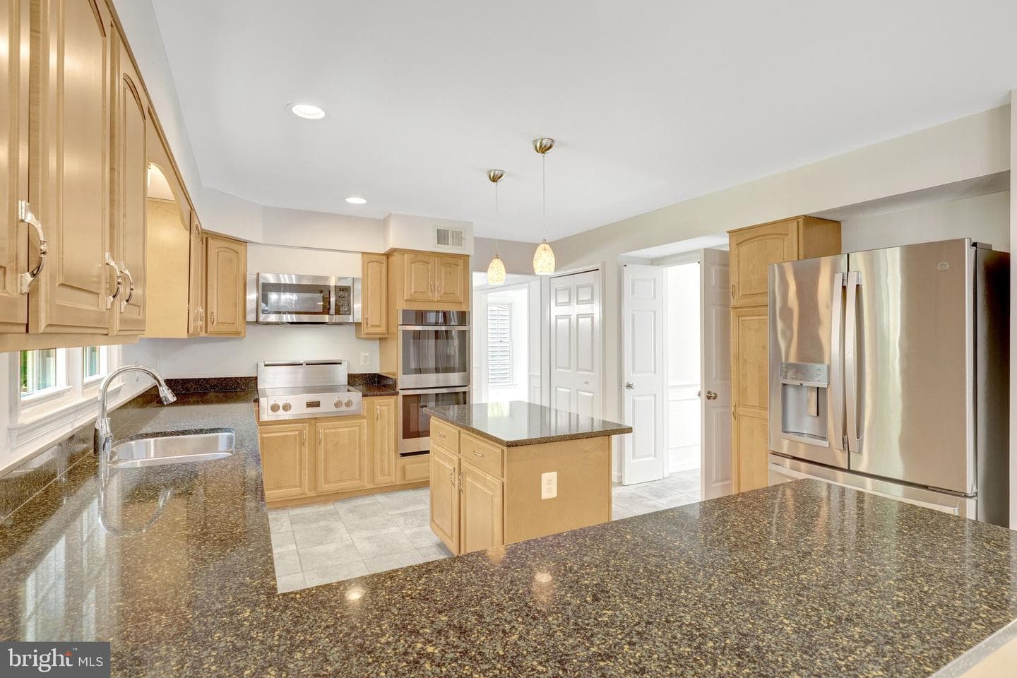 43501 Golden Meadow Circle photo 22