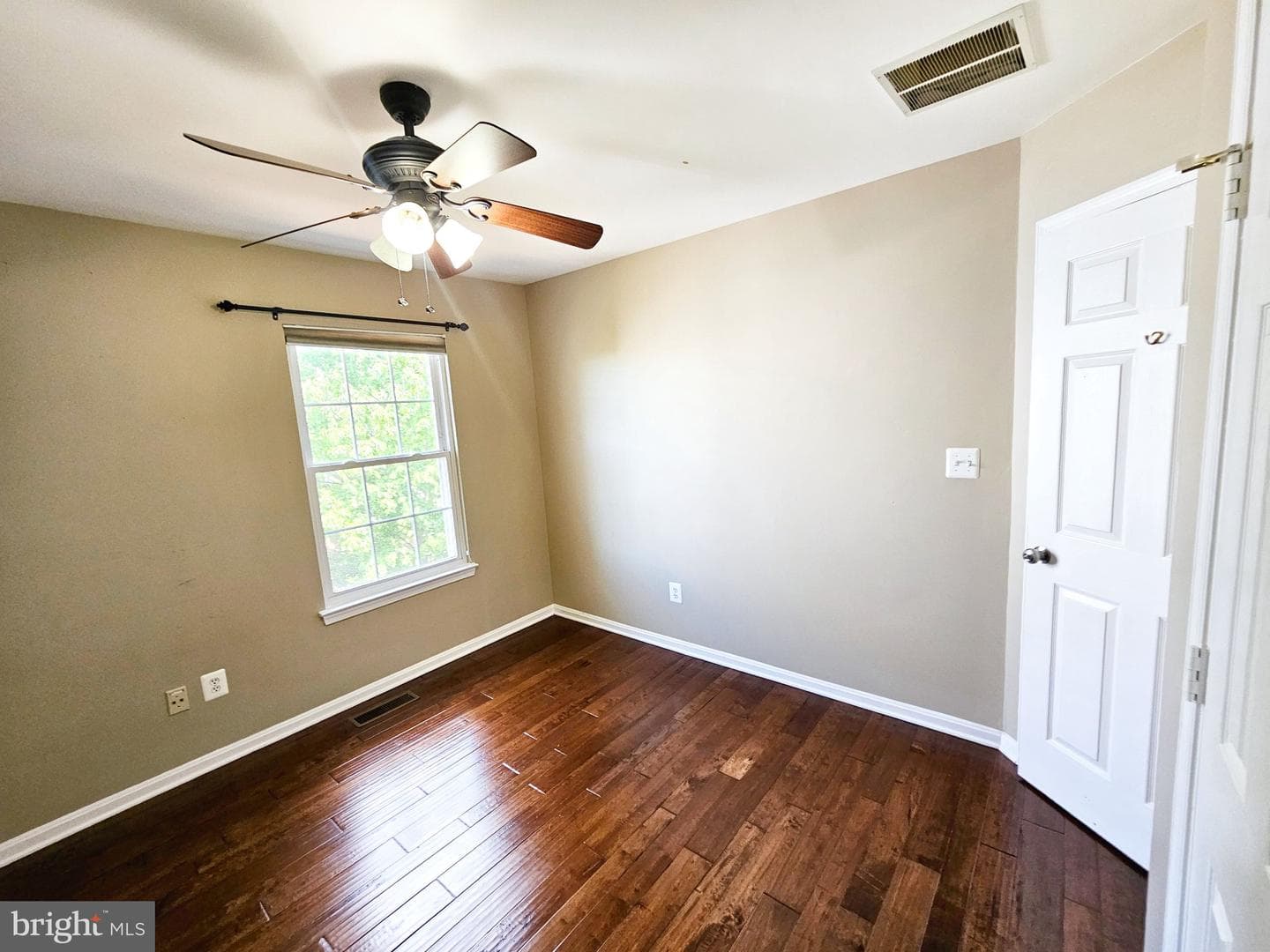 21747 Kings Crossing Terrace photo 37