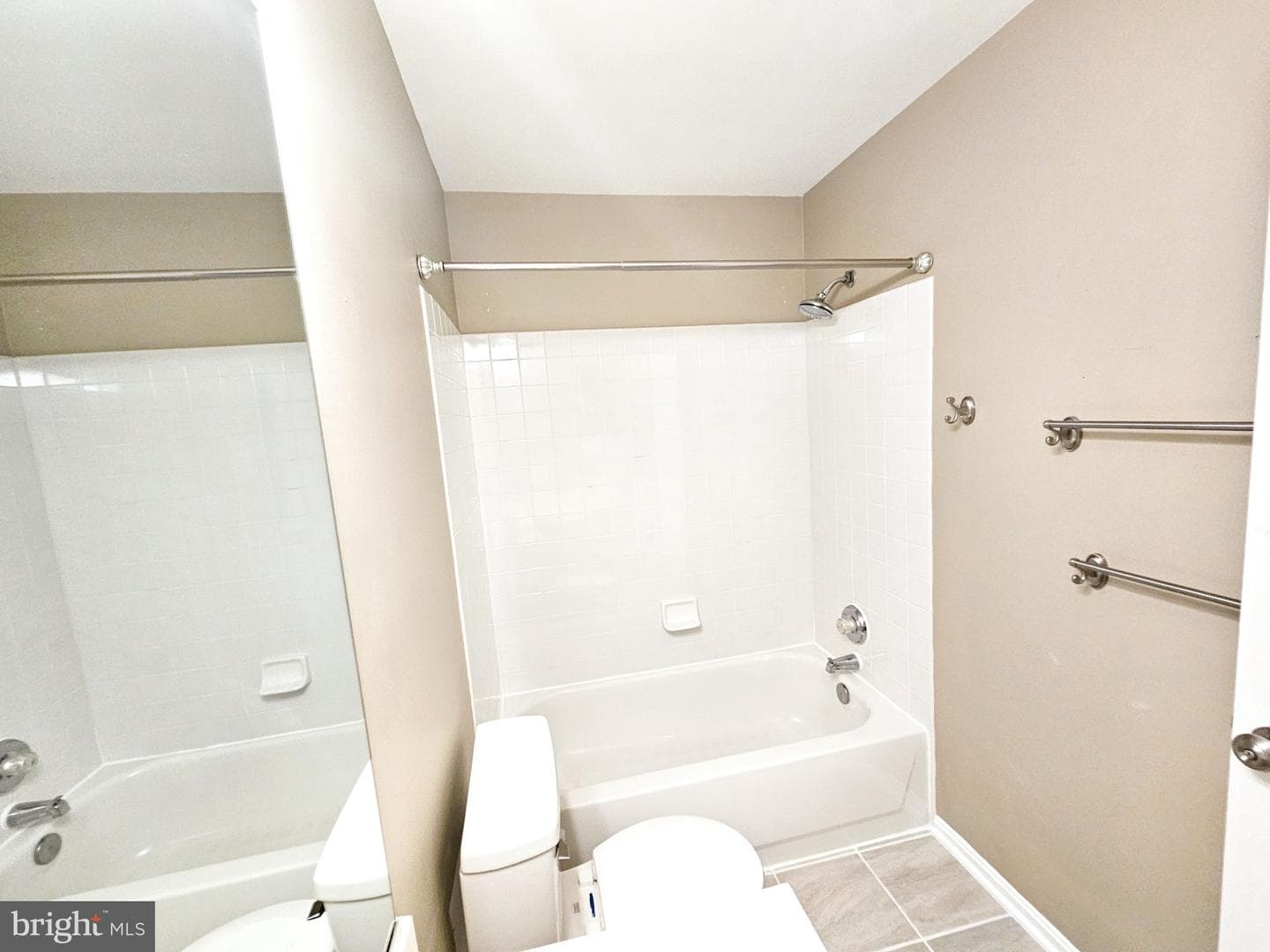 21747 Kings Crossing Terrace photo 41