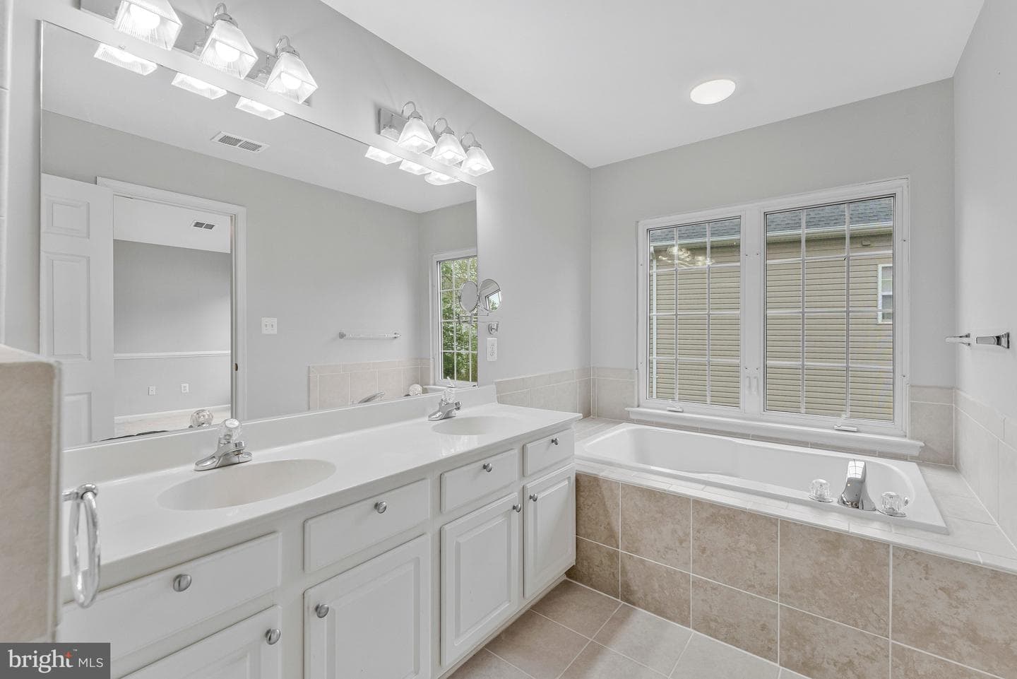 18218 Red Rock Way photo 22