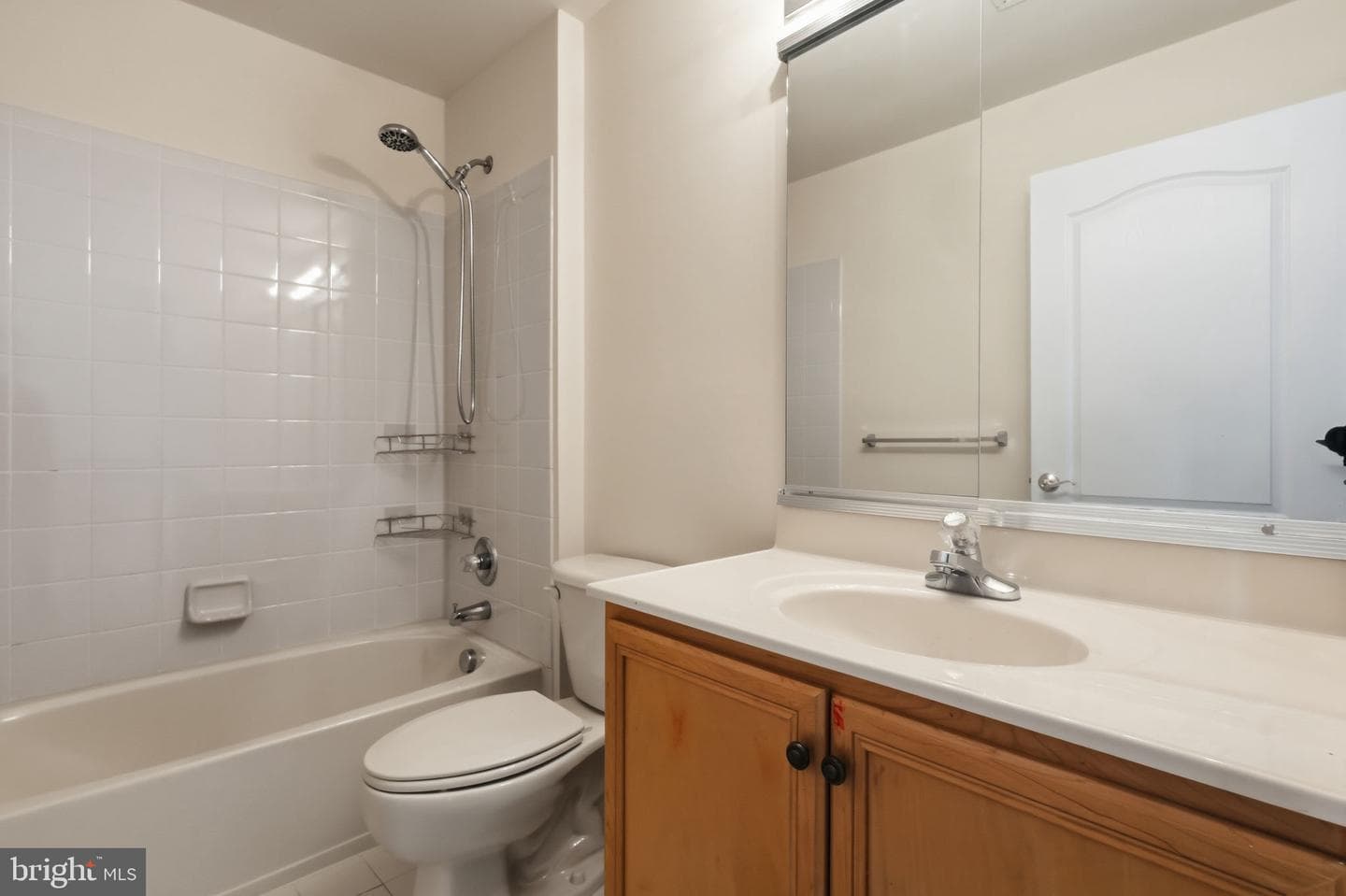 19617 Edgemont Square photo 36
