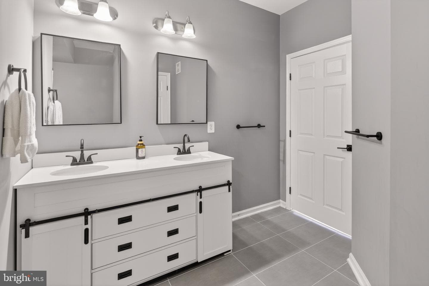 25335 Curiosity Square photo 31