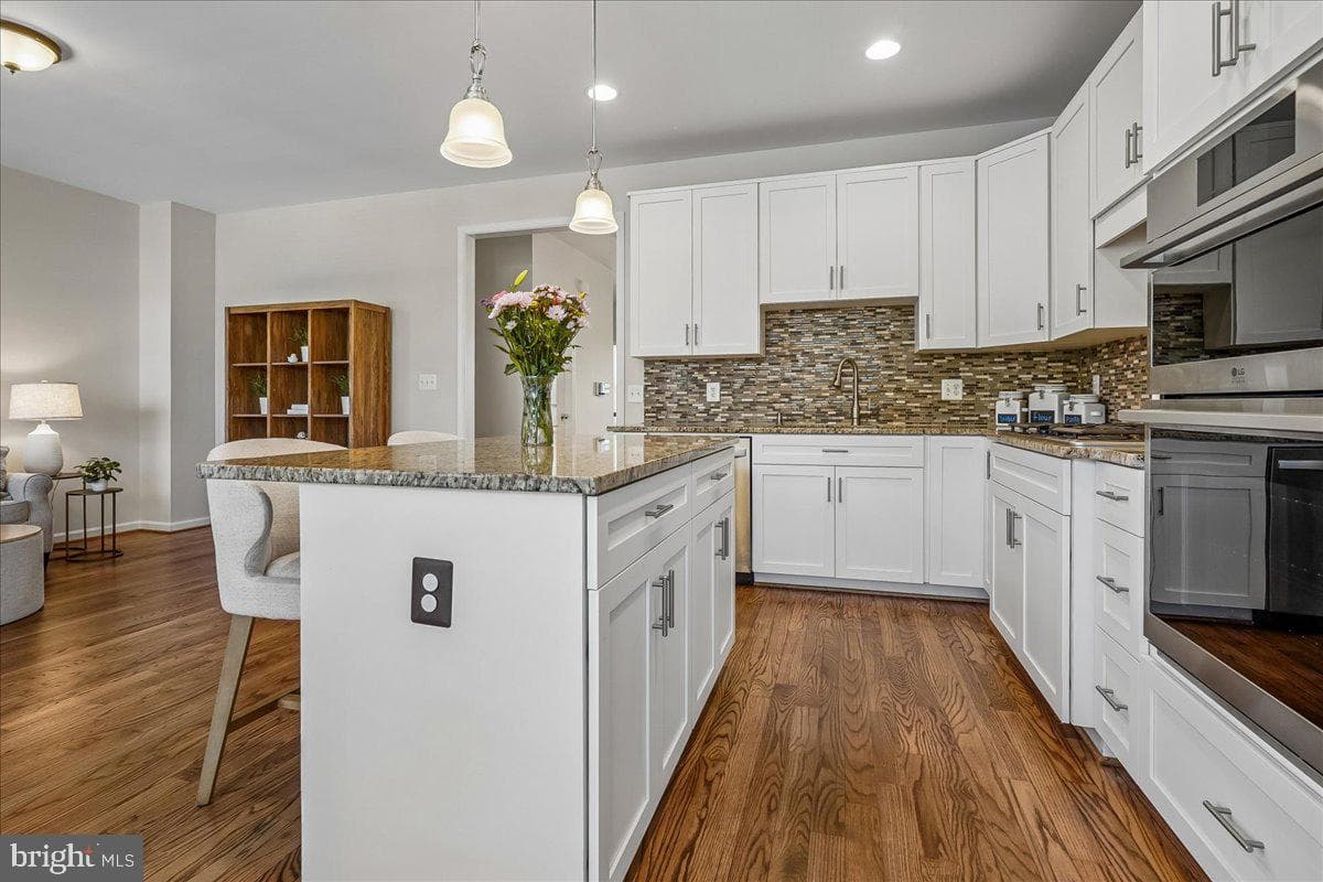 25073 Prairie Fire Square photo 21