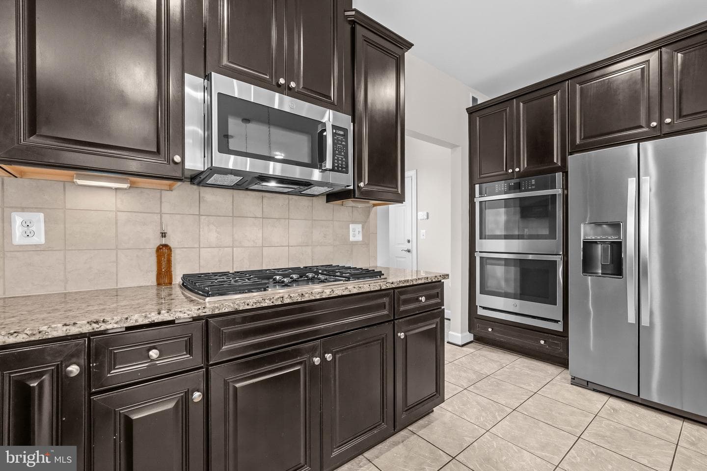42093 Lochiel Lane photo 26