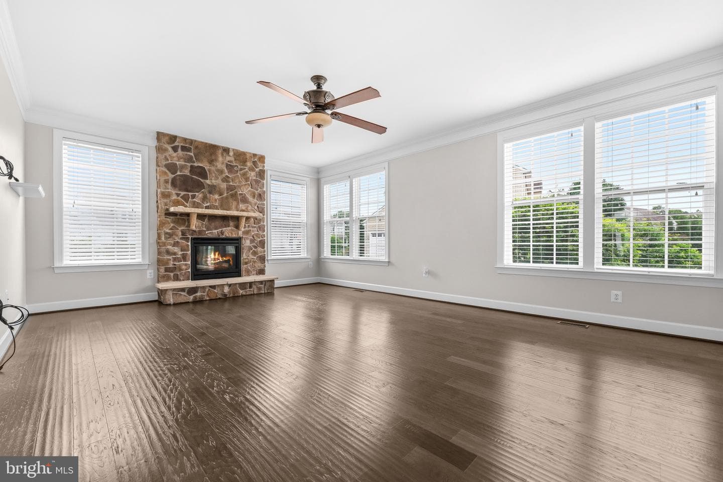 42093 Lochiel Lane photo 33