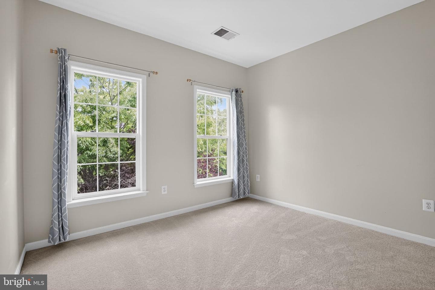 42345 Astors Beachwood Court photo 22