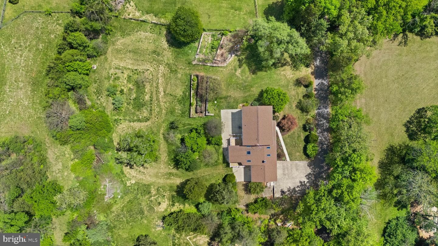46564 E Church Road photo 68