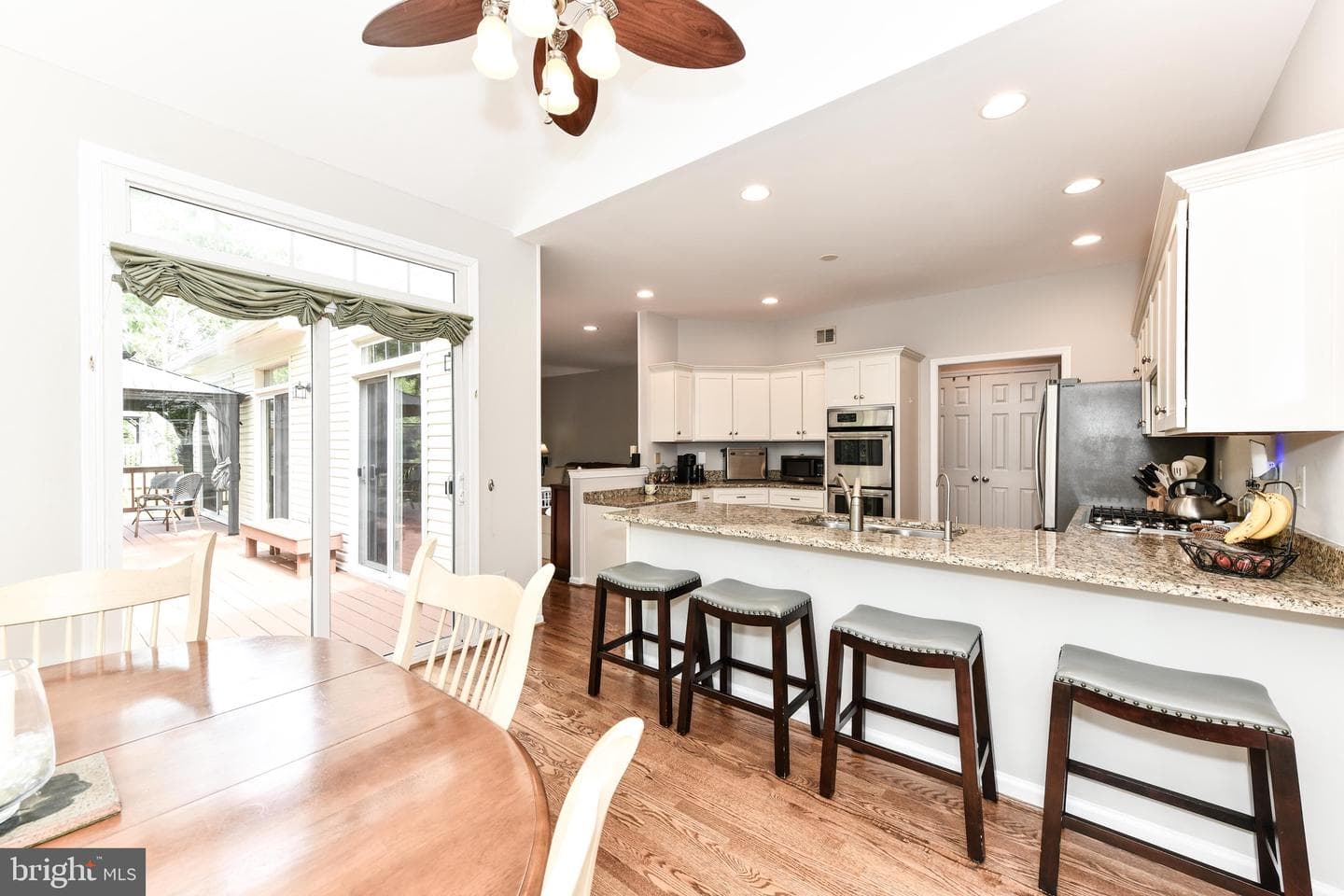 43478 Golden Meadow Circle photo 18