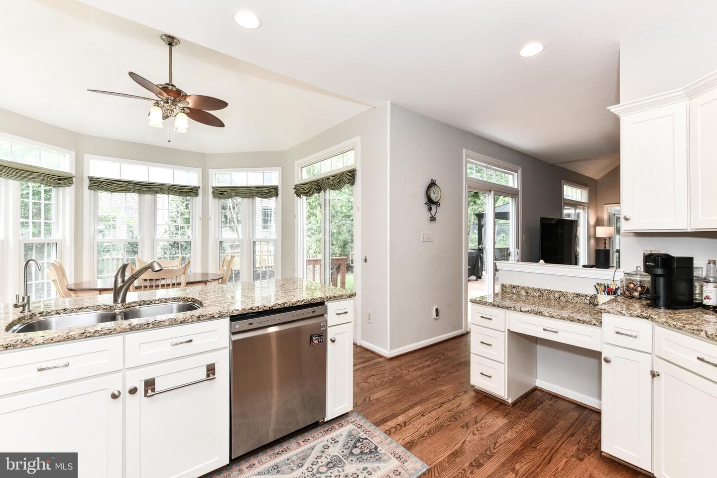 43478 Golden Meadow Circle photo 19