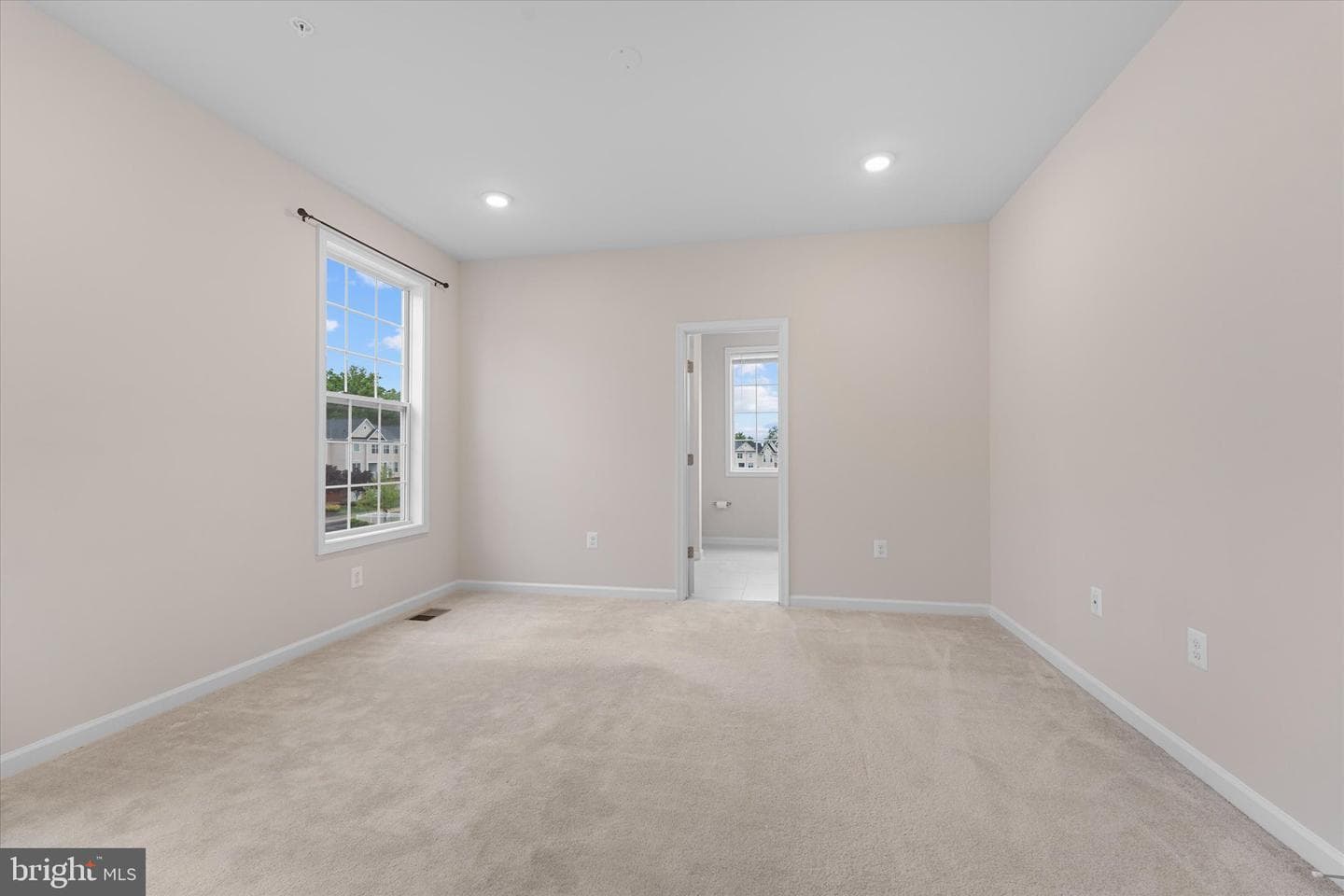23265 Milltown Knoll Square #114 photo 17
