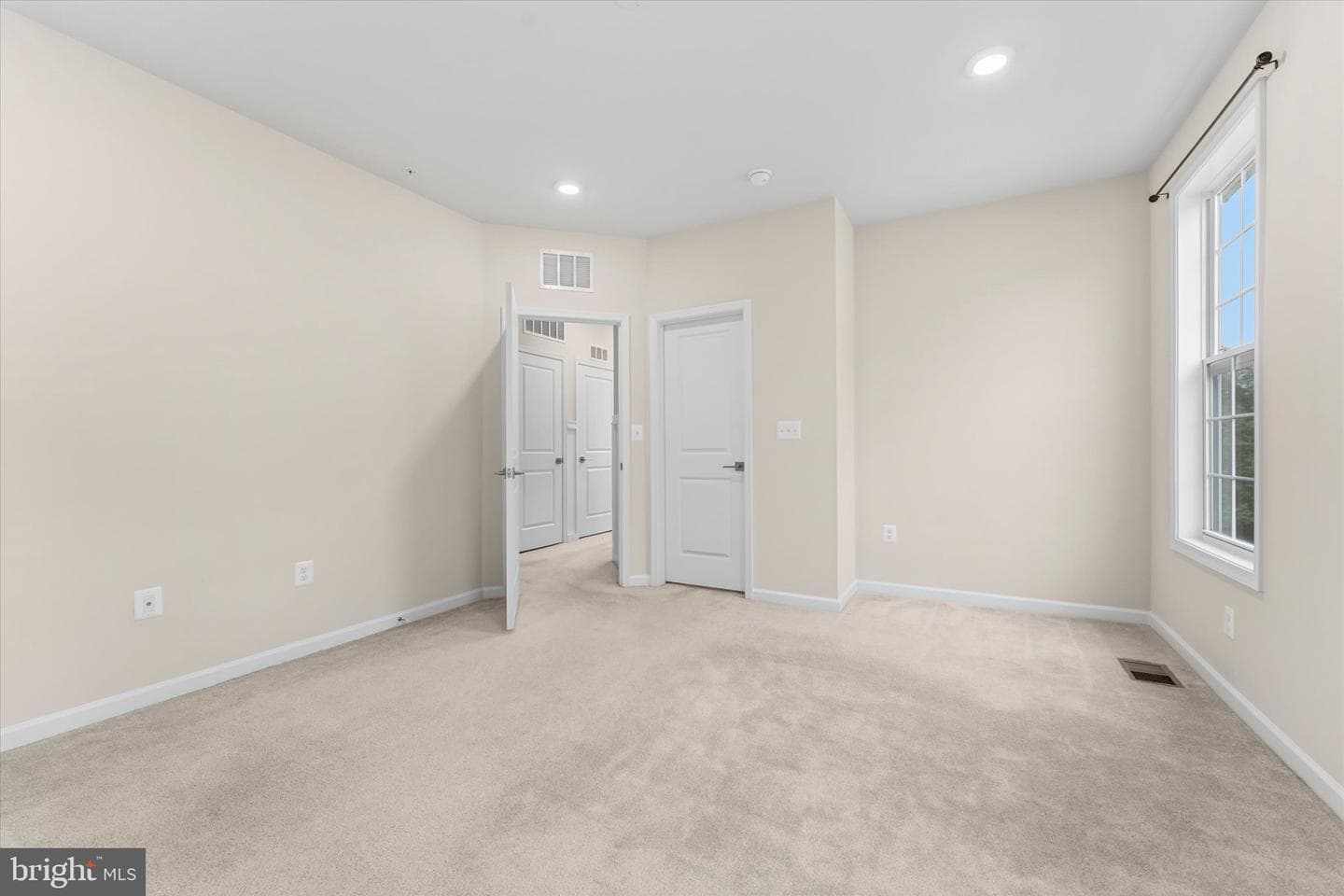 23265 Milltown Knoll Square #114 photo 18