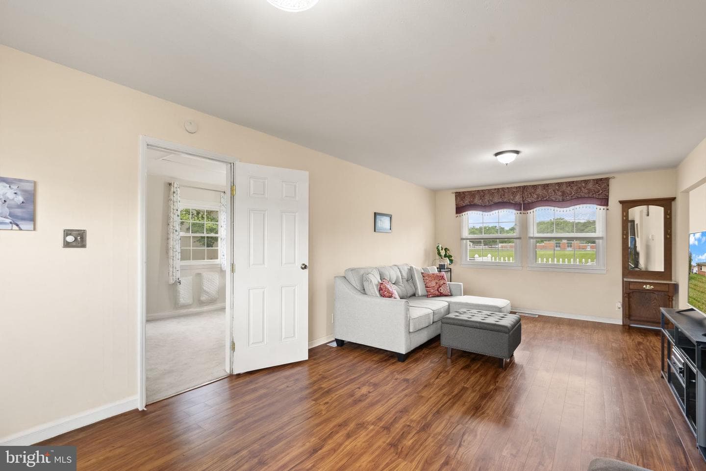 514 W Nettle Tree Road photo 11