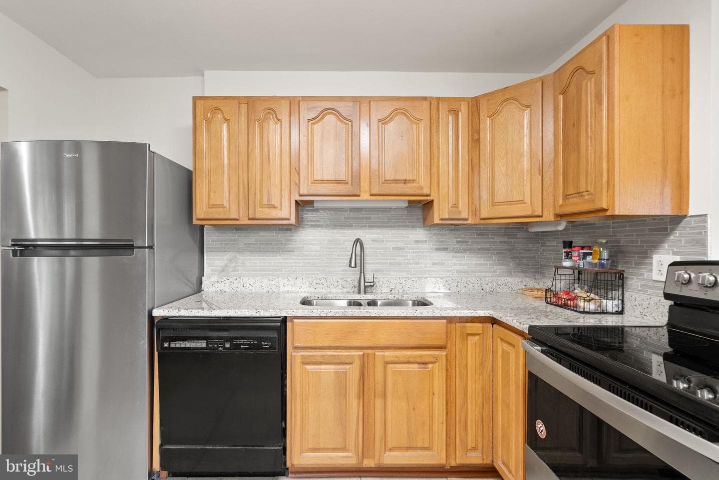 514 W Nettle Tree Road photo 13