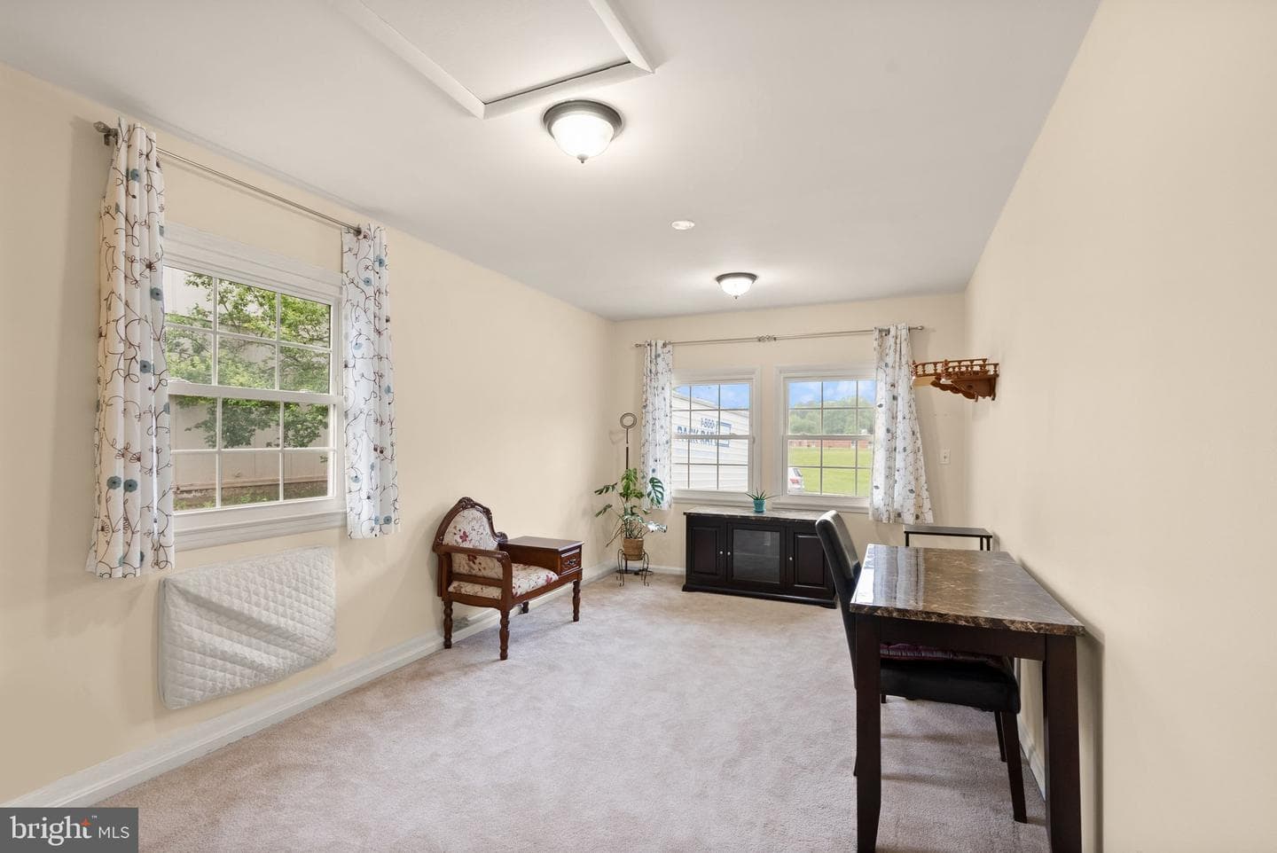 514 W Nettle Tree Road photo 36