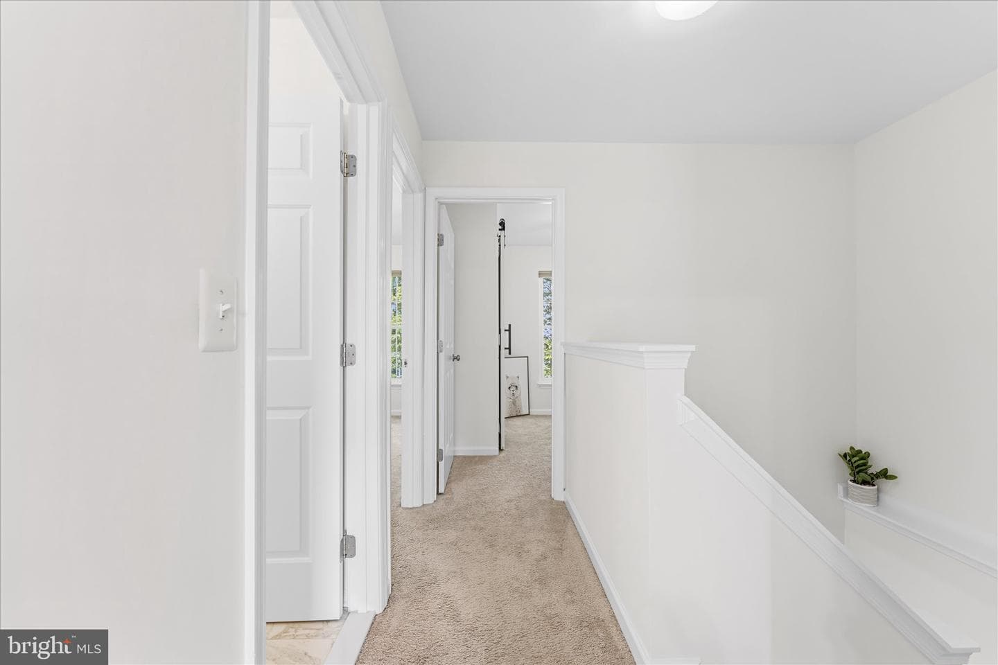 166 Shirley Square SE photo 27