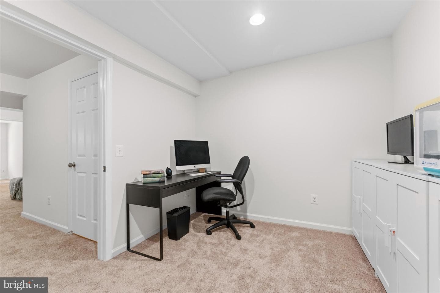 166 Shirley Square SE photo 30