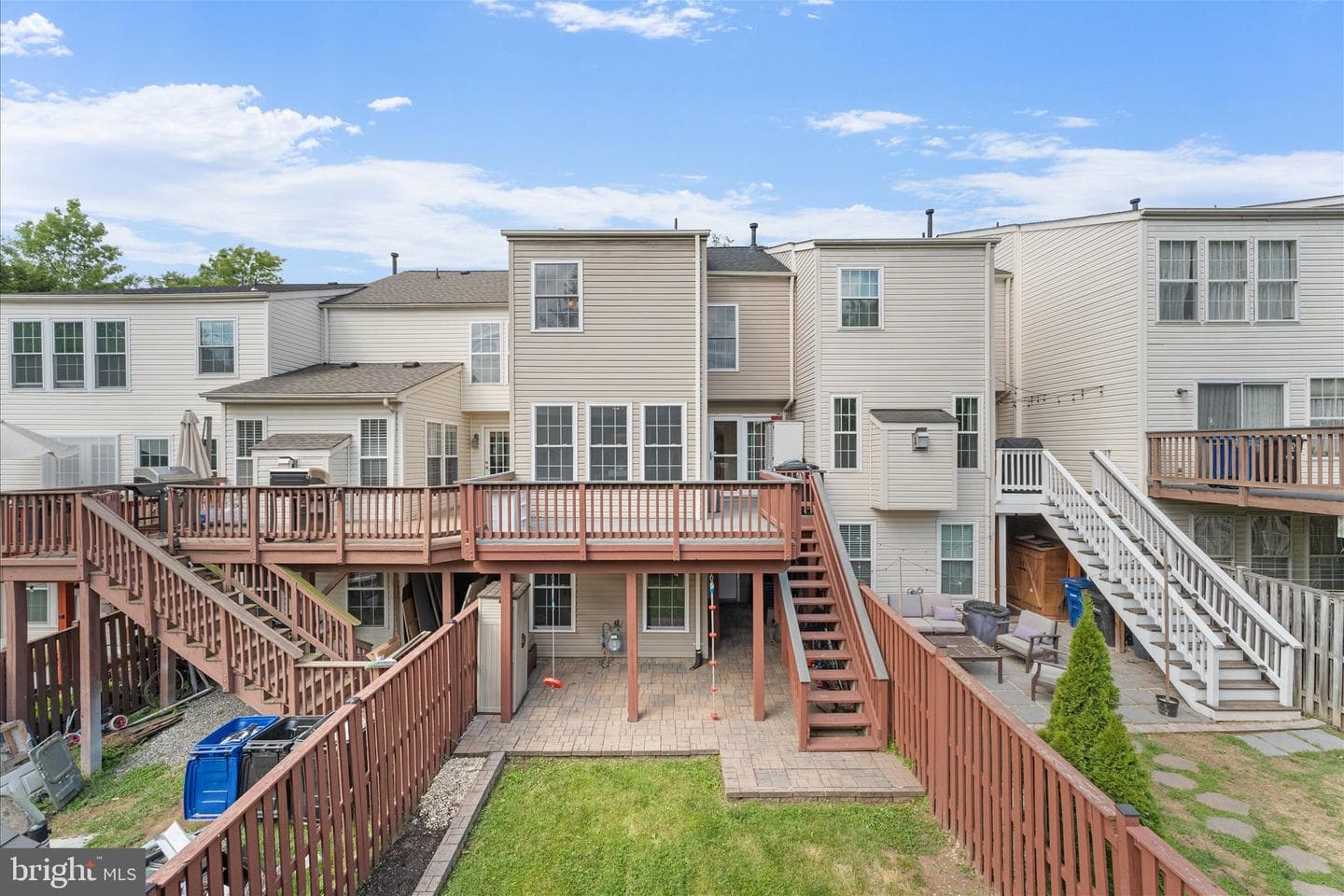 166 Shirley Square SE photo 41