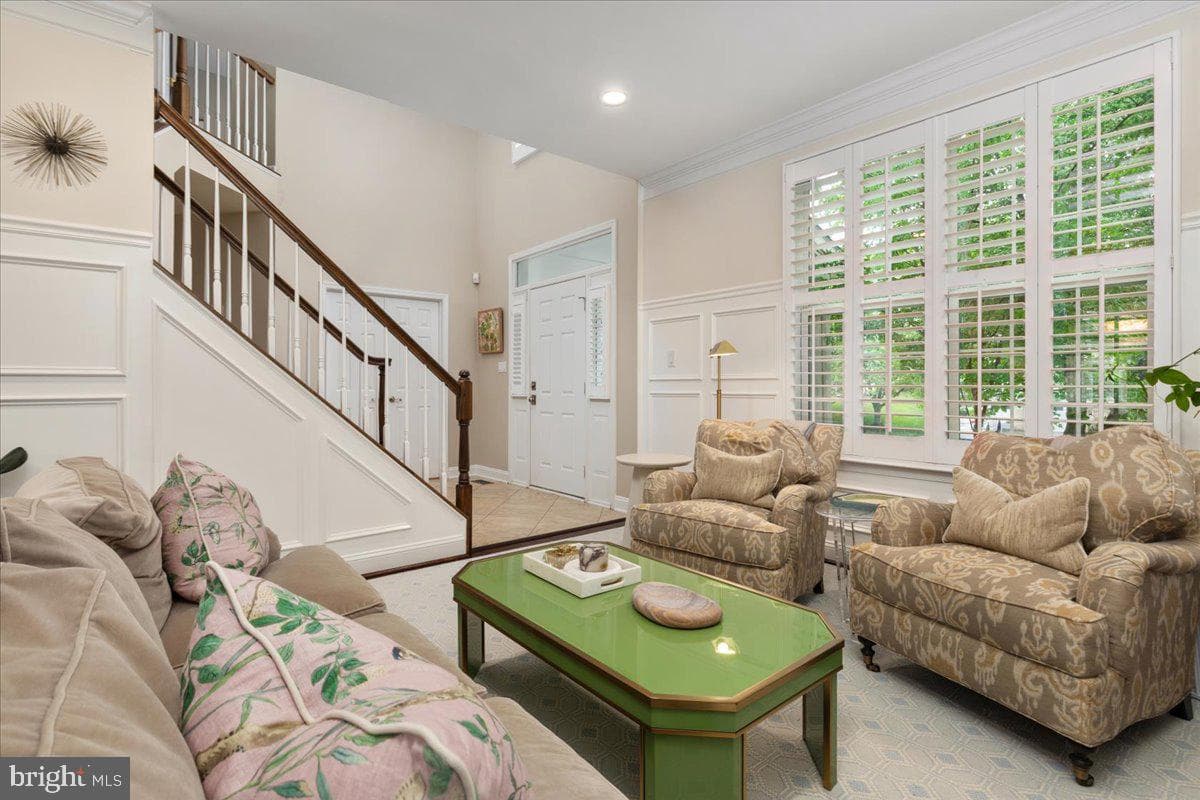 821 Santmyer Drive SE photo 4