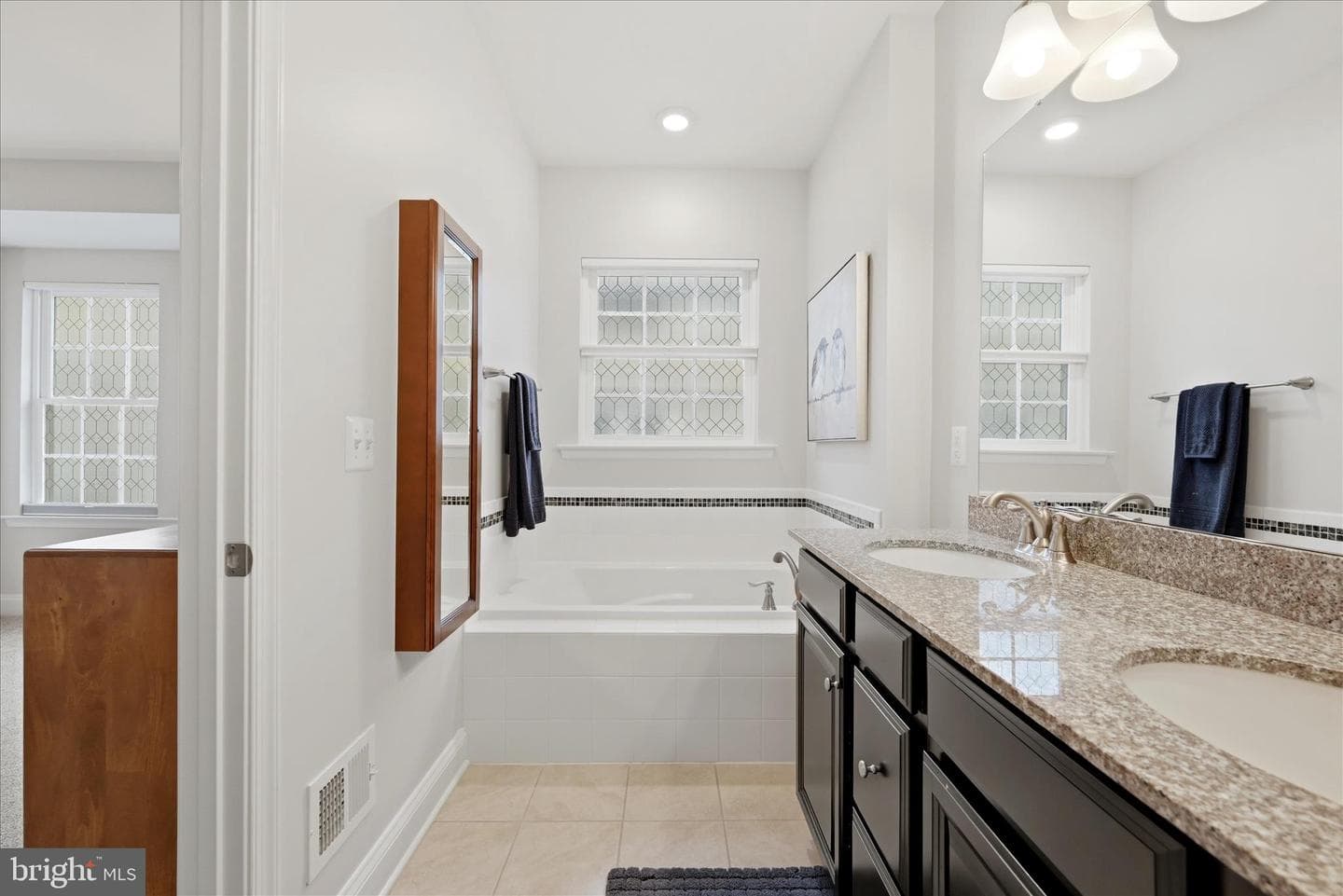 402 Haupt Square SE photo 28