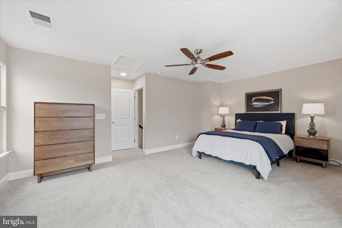 402 Haupt Square SE photo 30