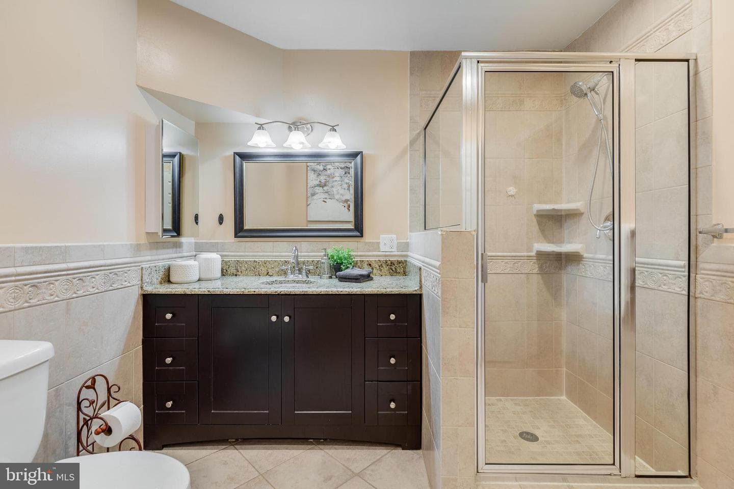 20313 Beechwood Terrace #102 photo 15