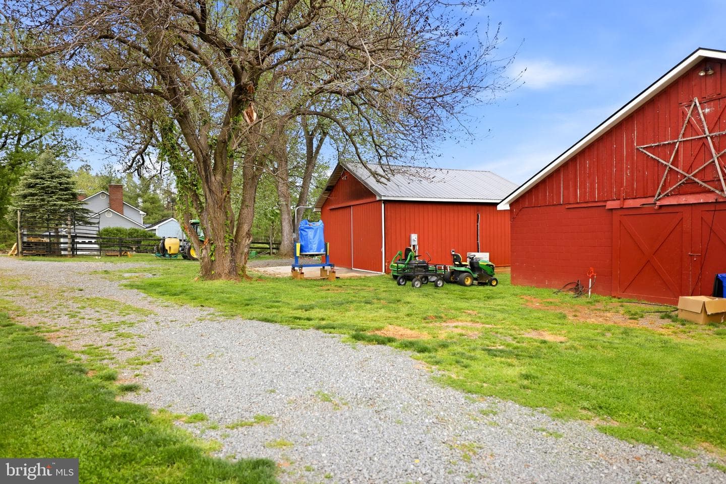 40817 Browns Lane photo 23