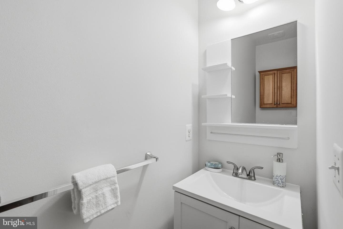 25209 Eisenhower Drive photo 26