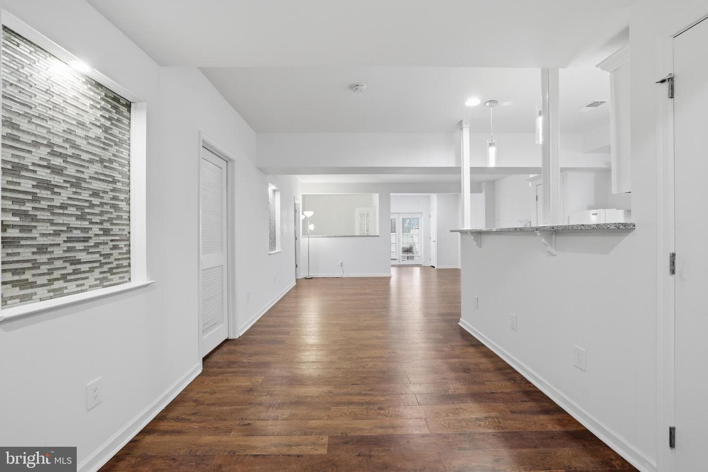 25209 Eisenhower Drive photo 50