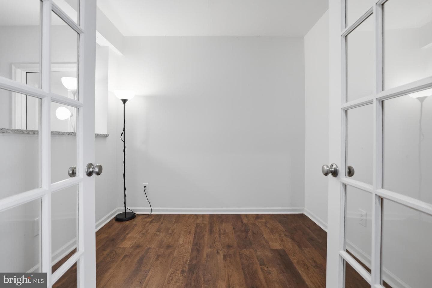 25209 Eisenhower Drive photo 61