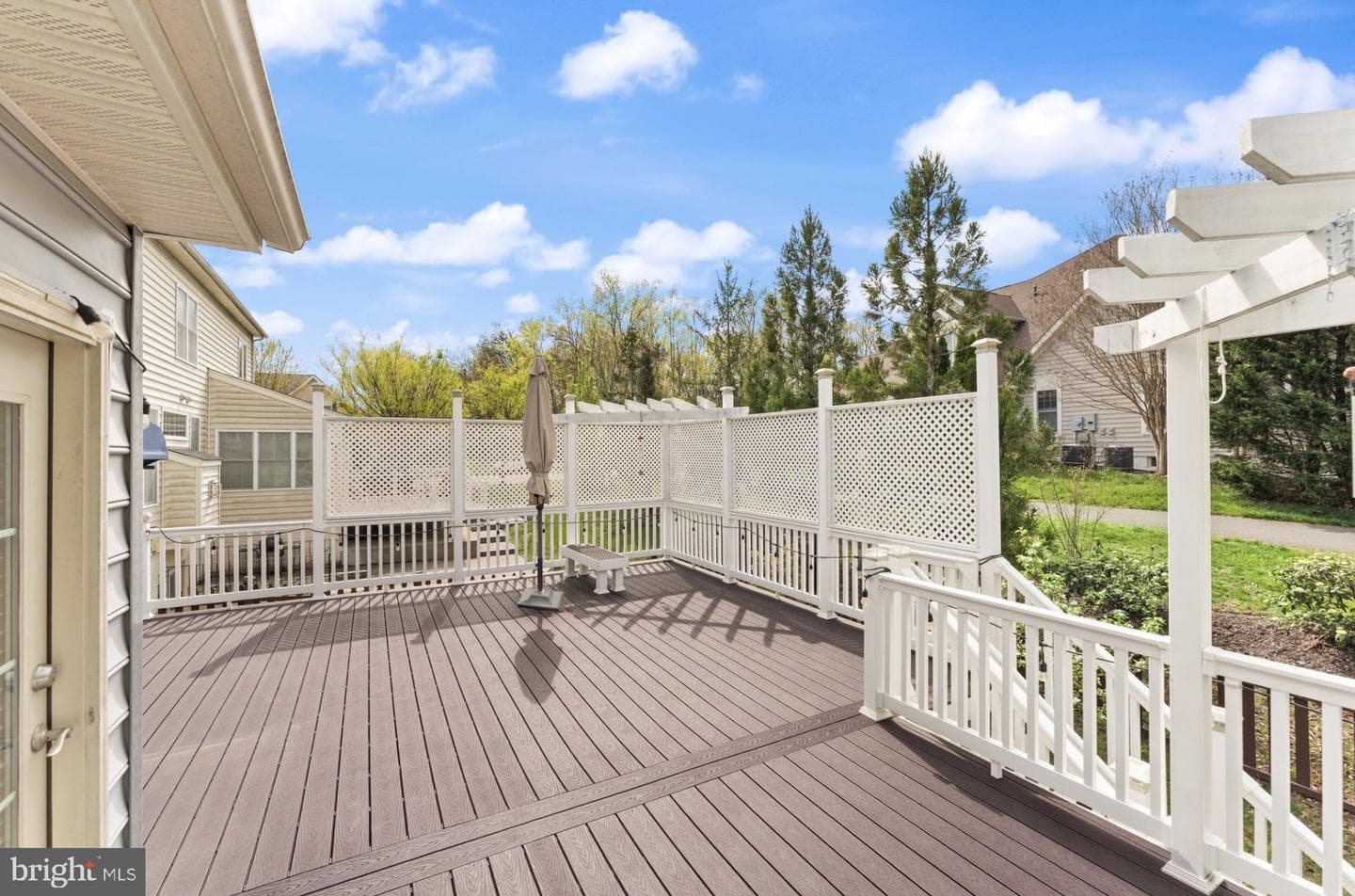 25209 Eisenhower Drive photo 65