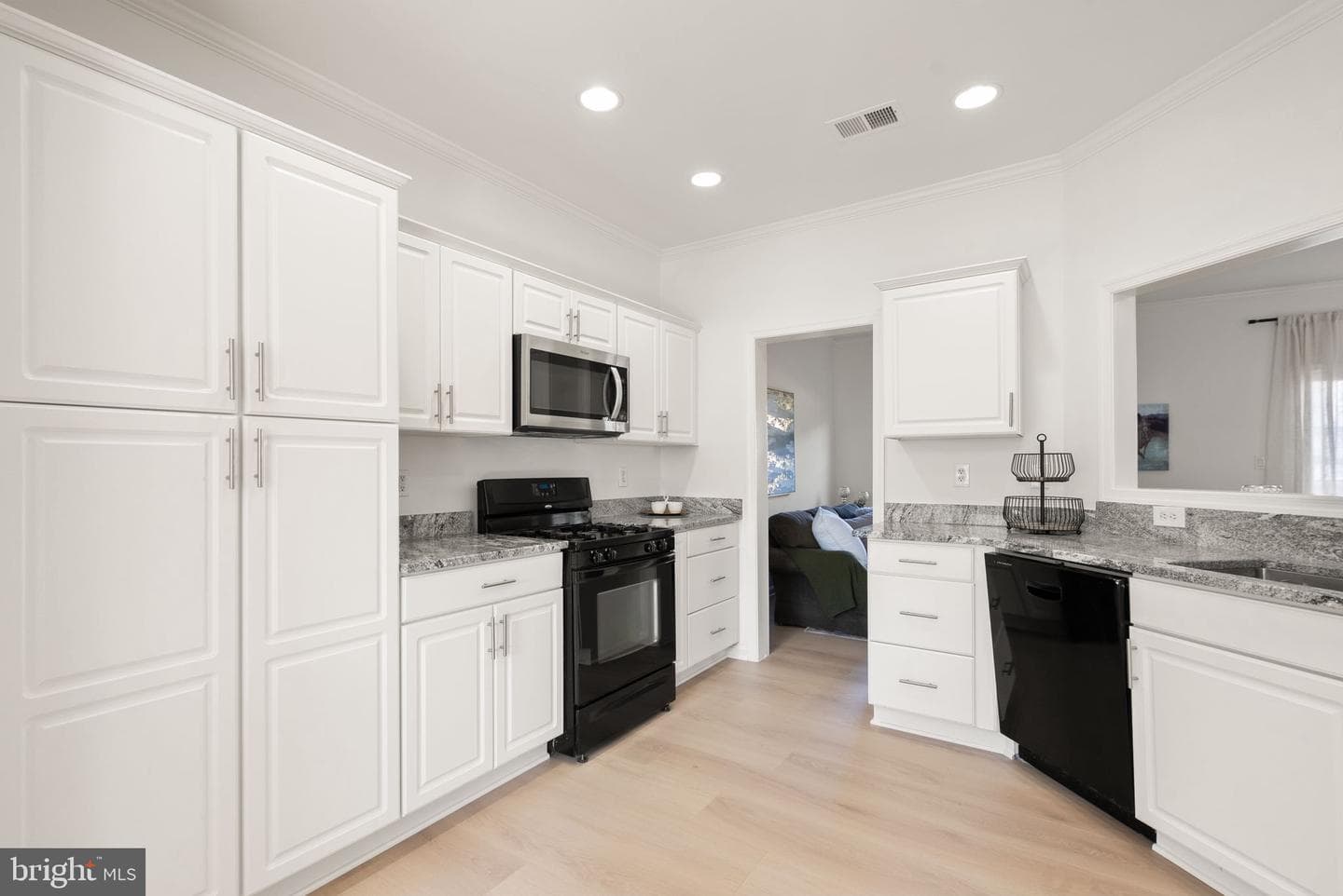 257 Golden Larch Terrace NE photo 11