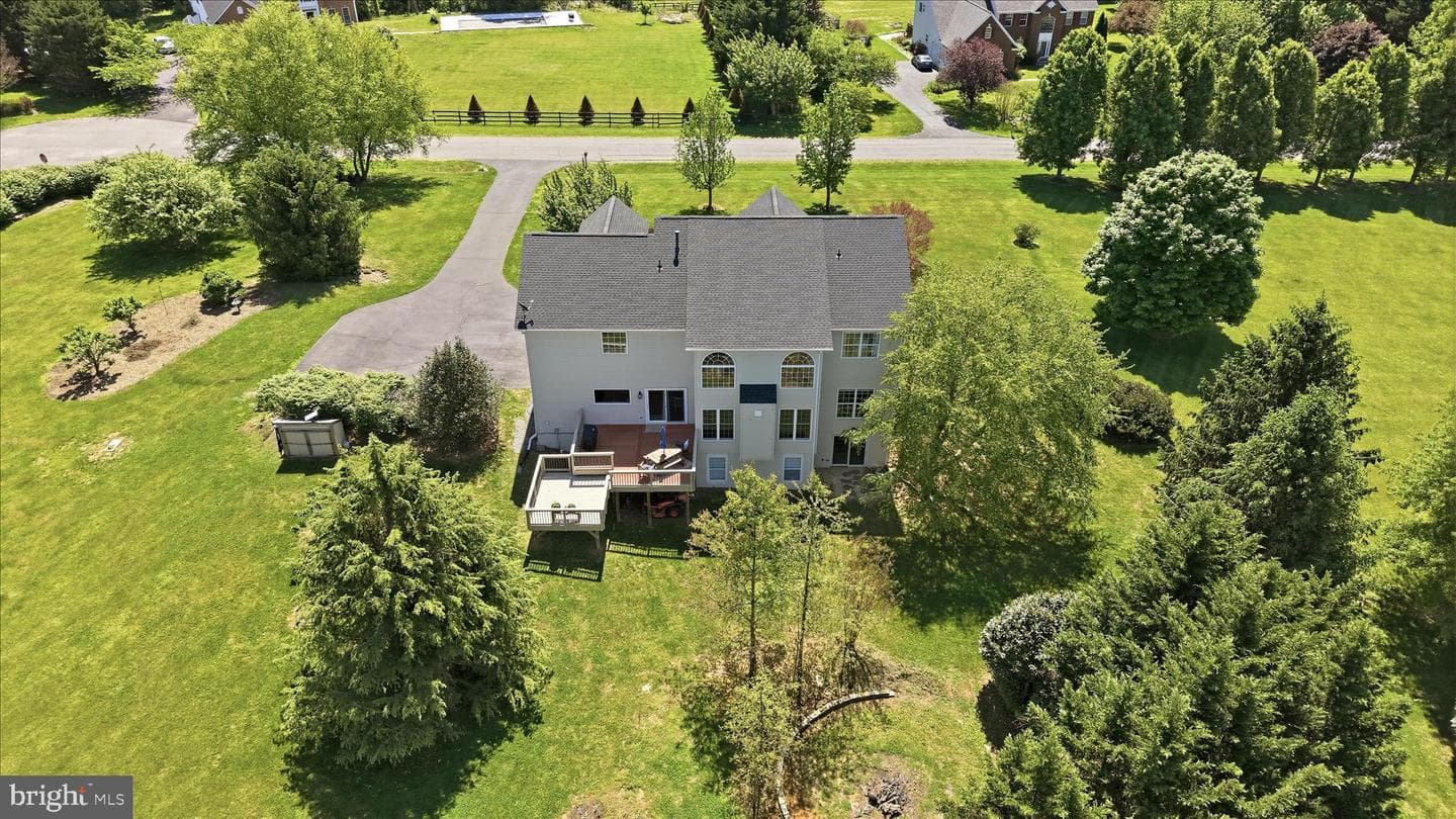 36704 Vineyard View Place photo 4