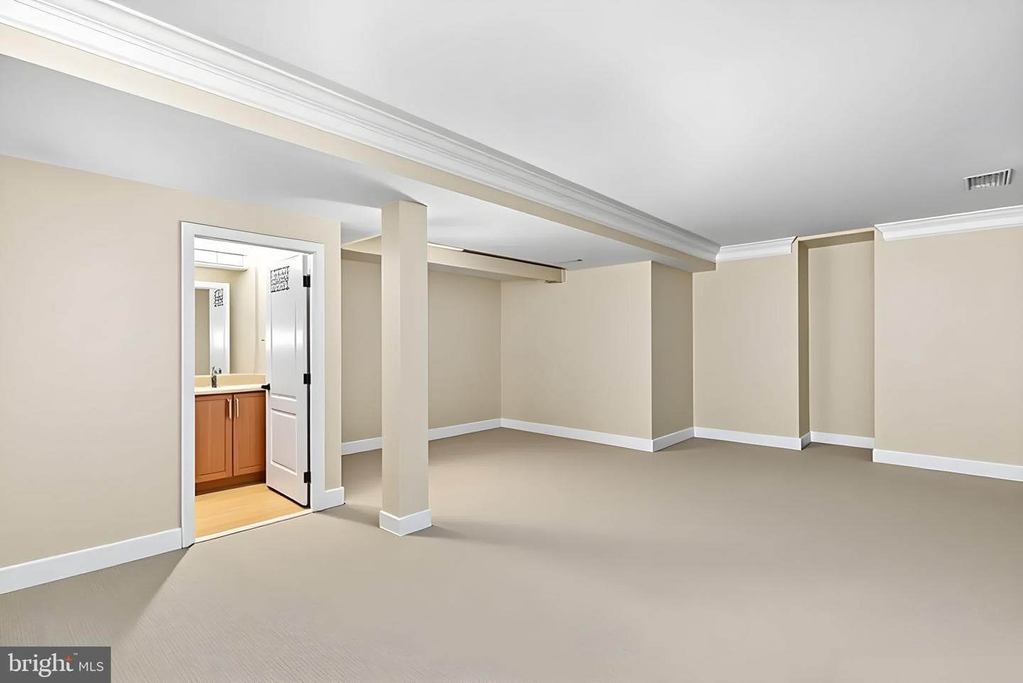 20127 Valhalla Square photo 43