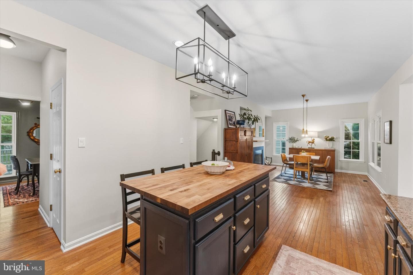 42869 Nashua Street photo 13