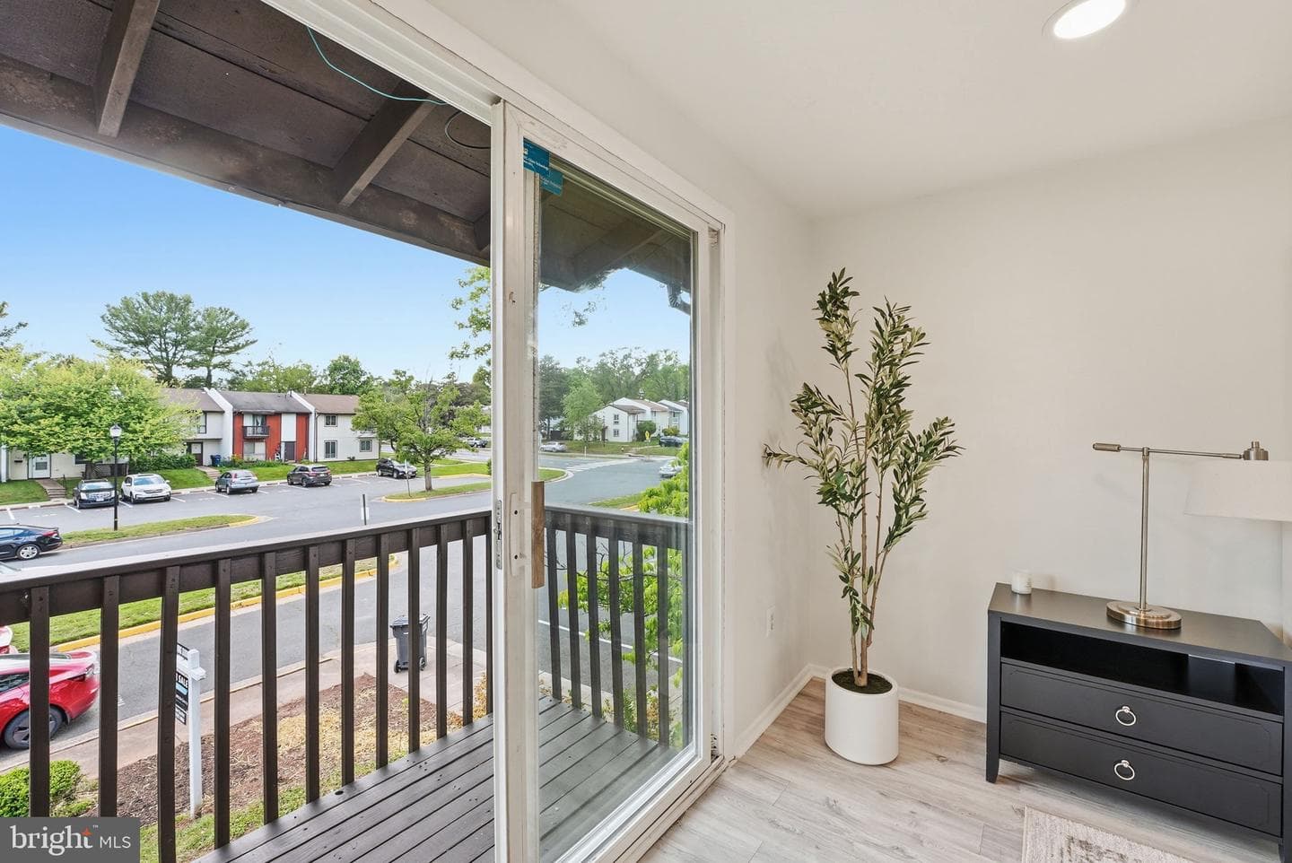 208 Willow Terrace photo 12