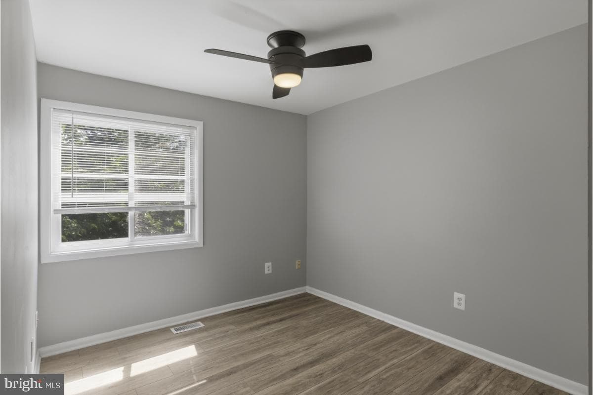 100 Marcum Court photo 19