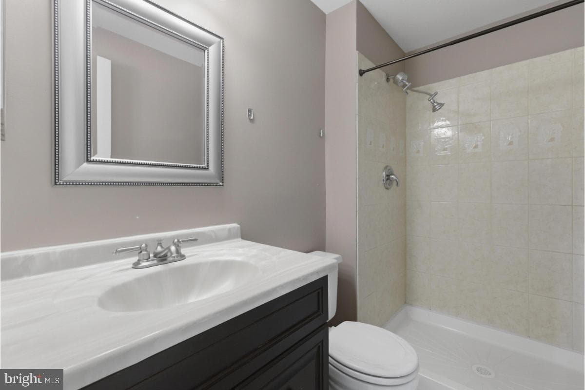 100 Marcum Court photo 27