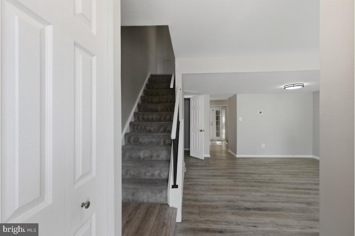 100 Marcum Court photo 6