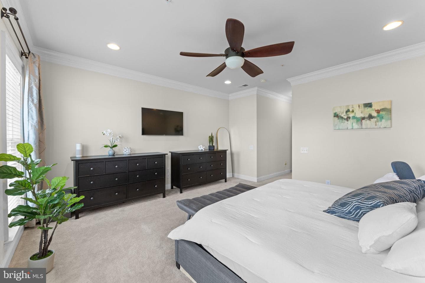 42831 Burrell Square photo 24