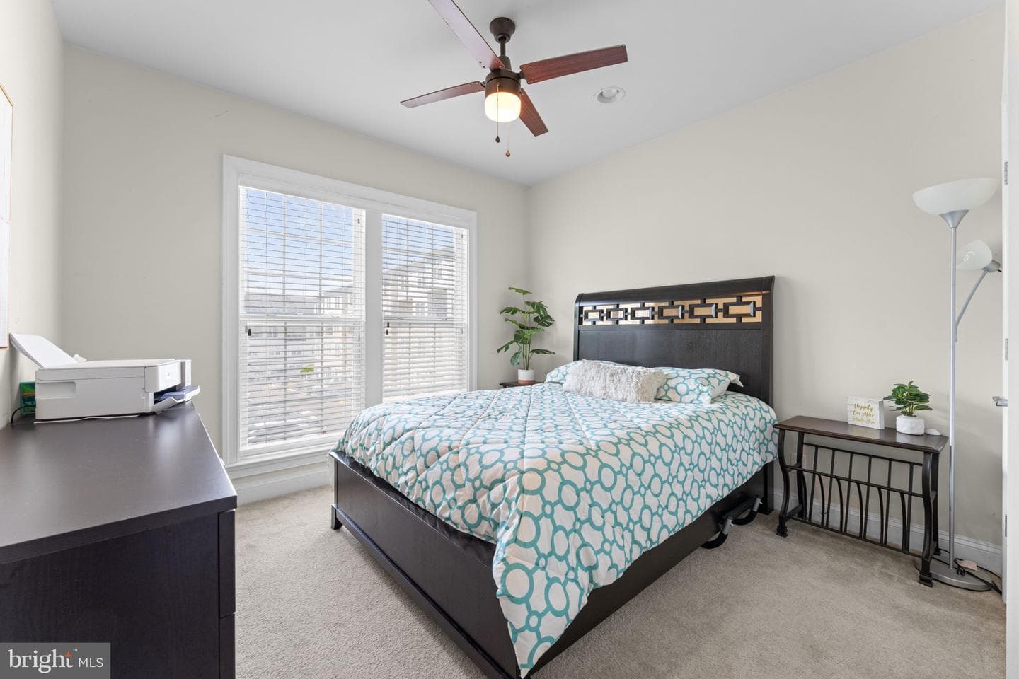 42831 Burrell Square photo 35