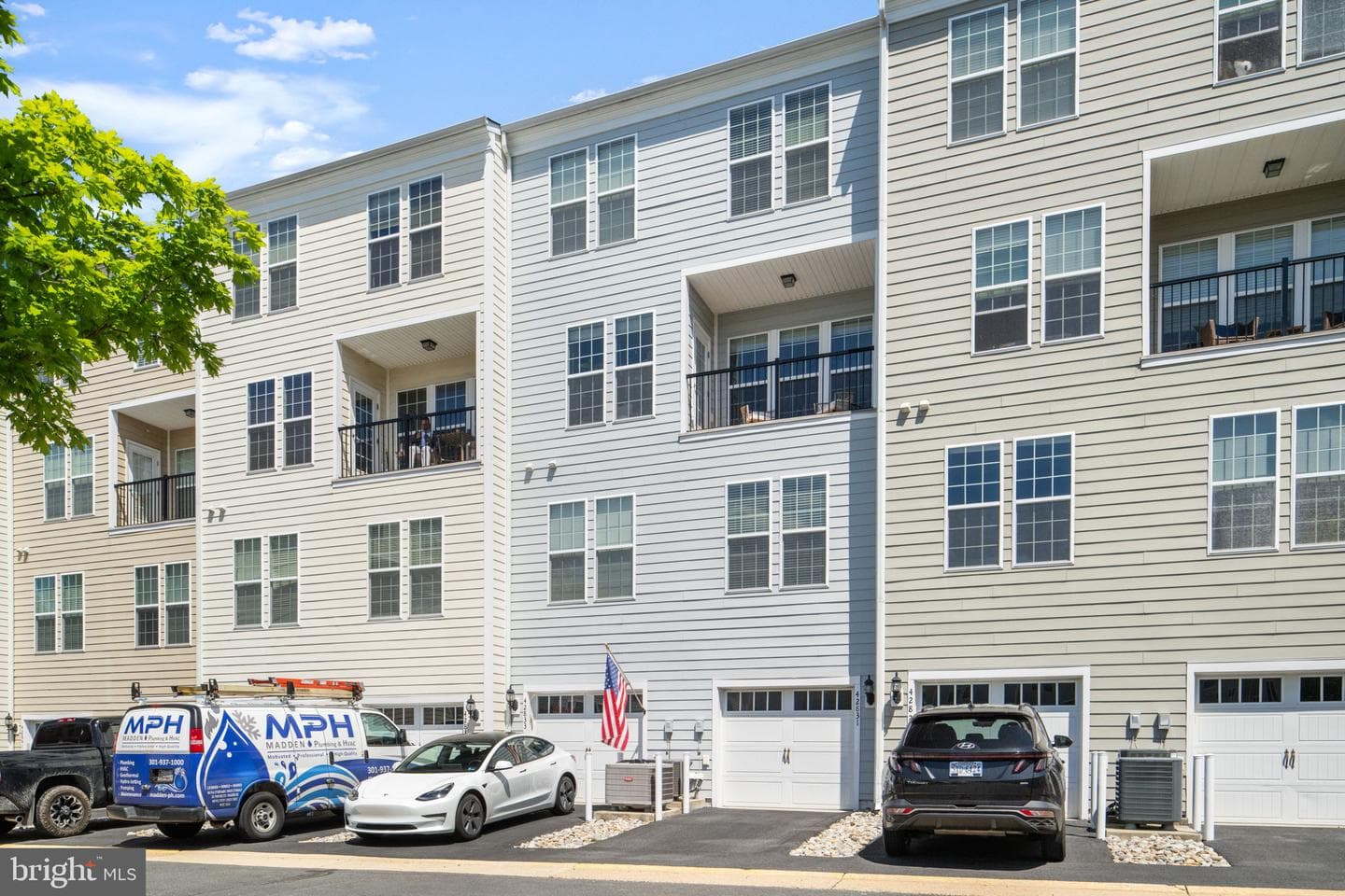 42831 Burrell Square photo 45