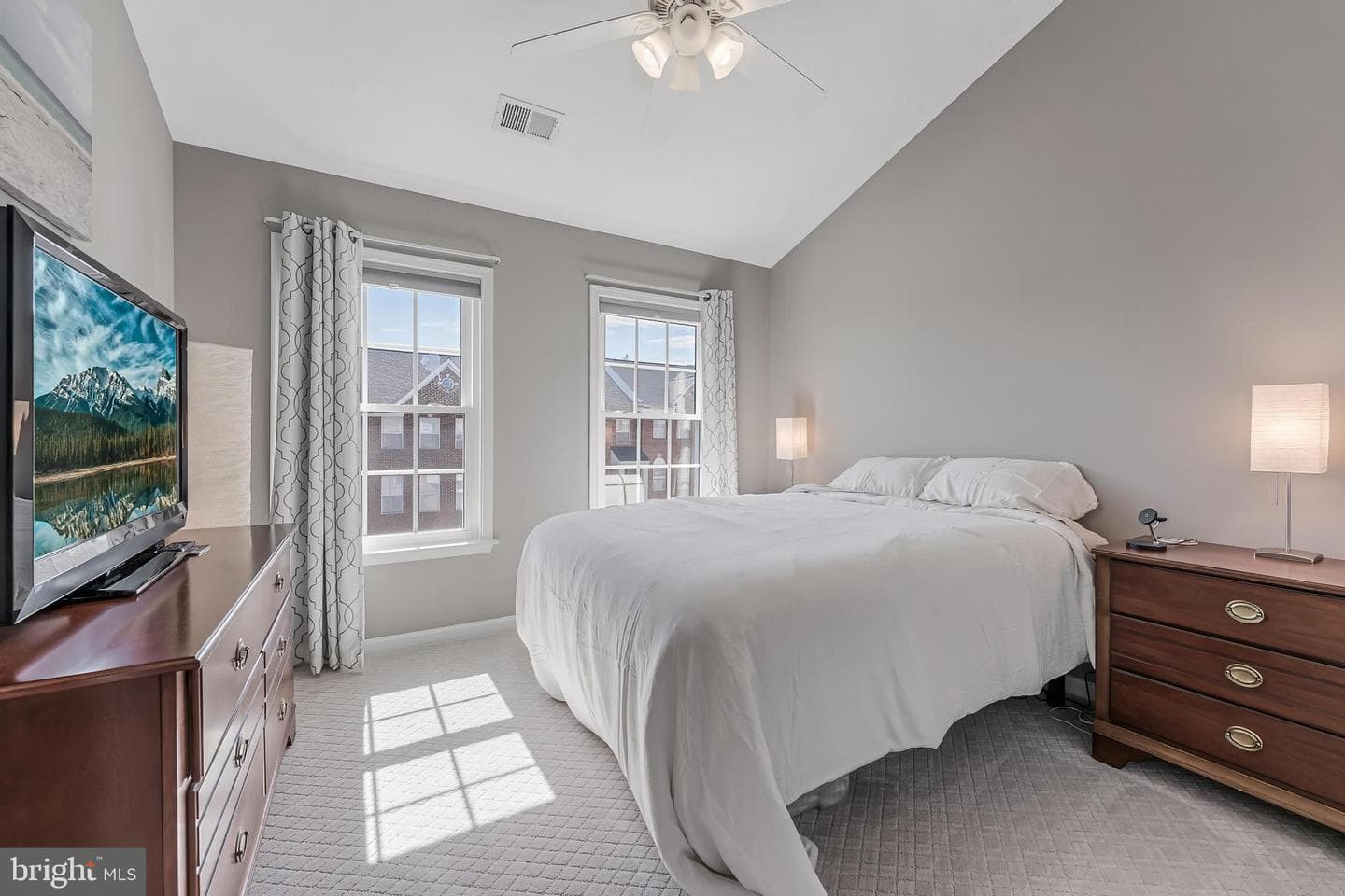 843 Revelstore Terrace NE photo 30