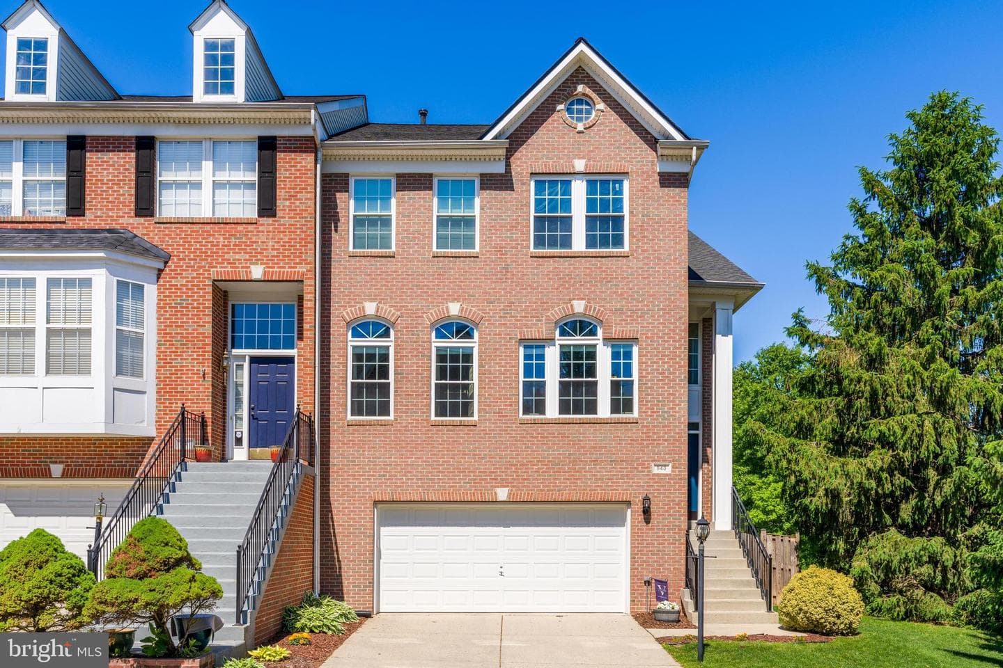 843 Revelstore Terrace NE photo 4