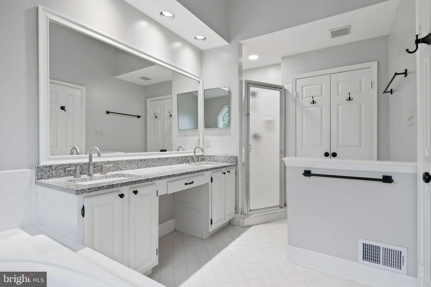 46681 Lynnhaven Square photo 46