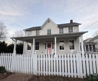 210 Cornwall Street NW photo 2