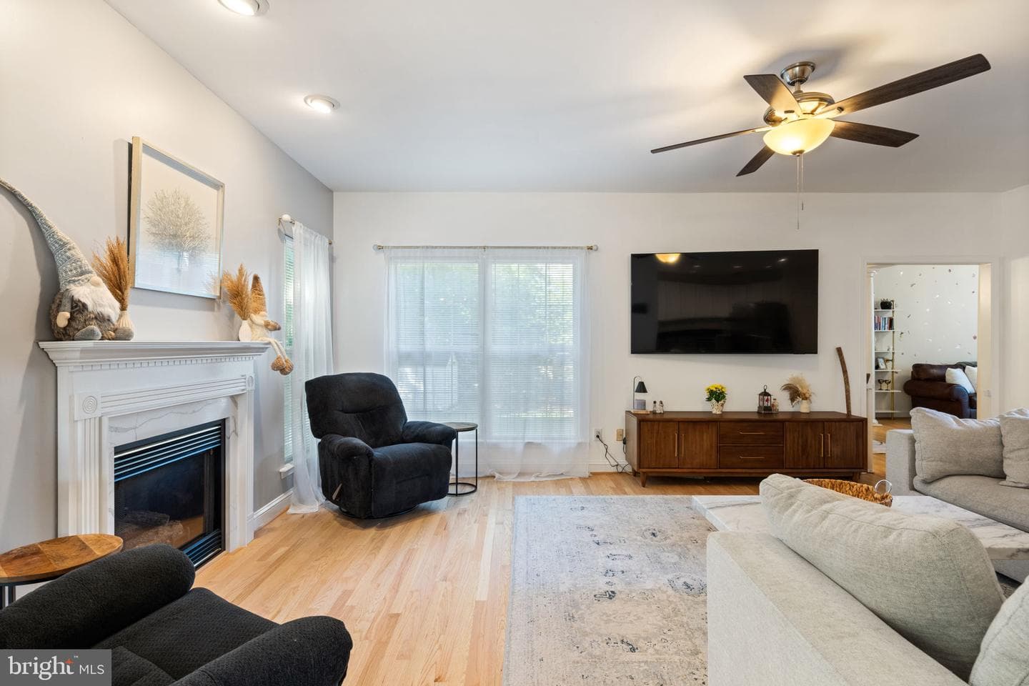 20893 Nerine Court photo 11
