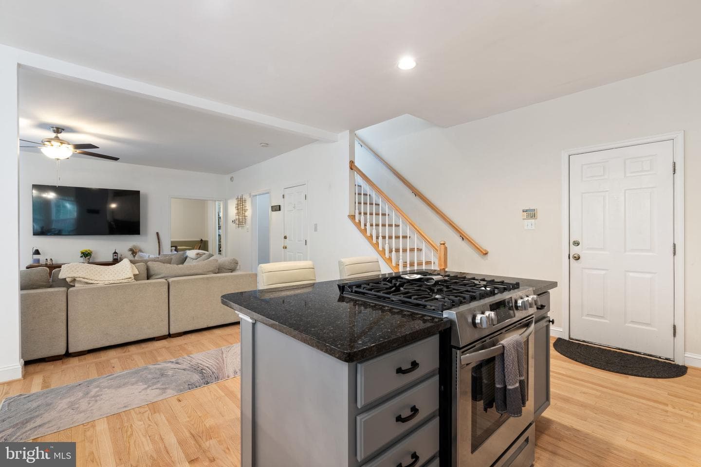 20893 Nerine Court photo 16